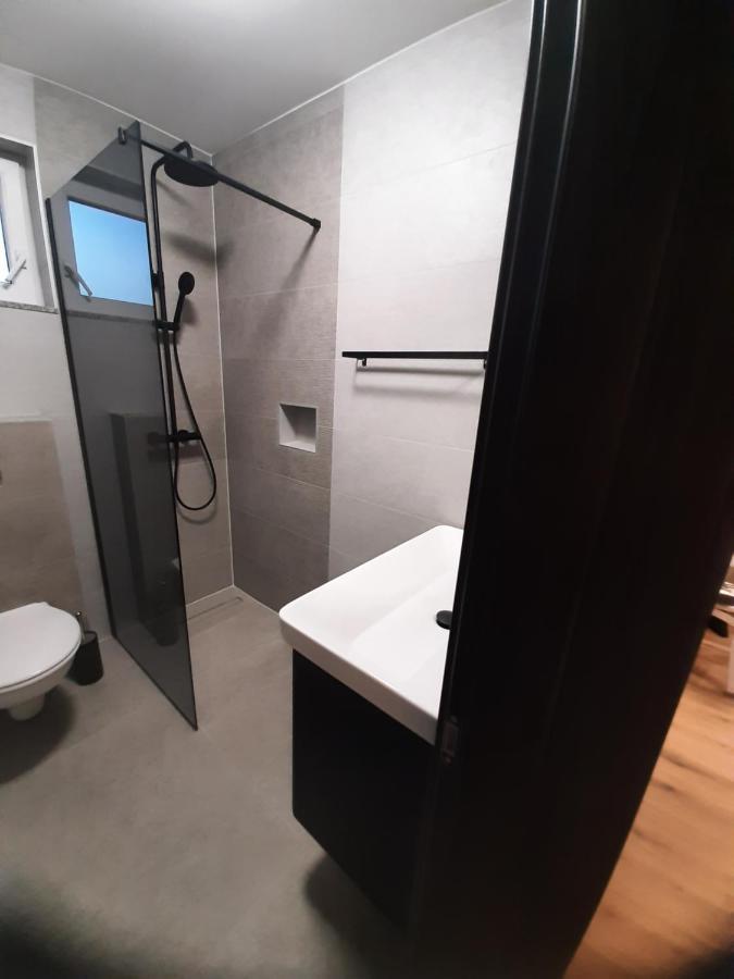 Apartman Mate Lopar Luaran gambar
